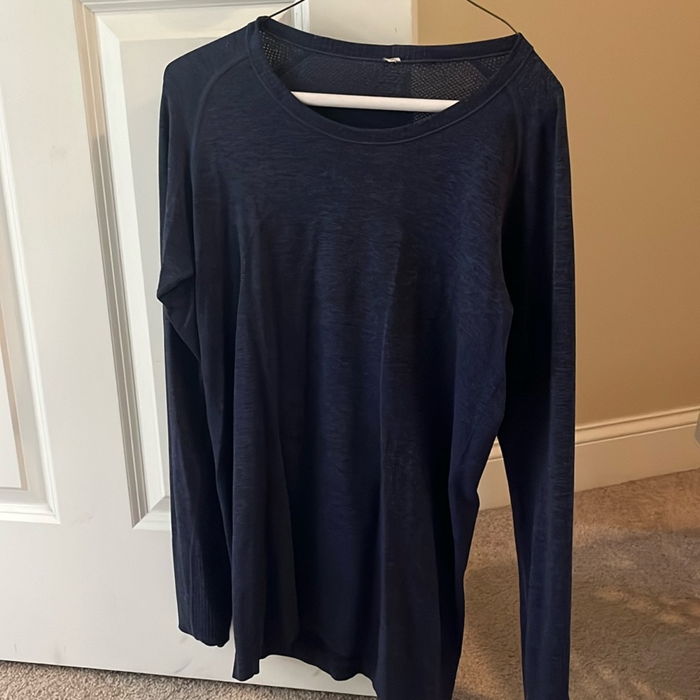 Lululemon long sleeve purple